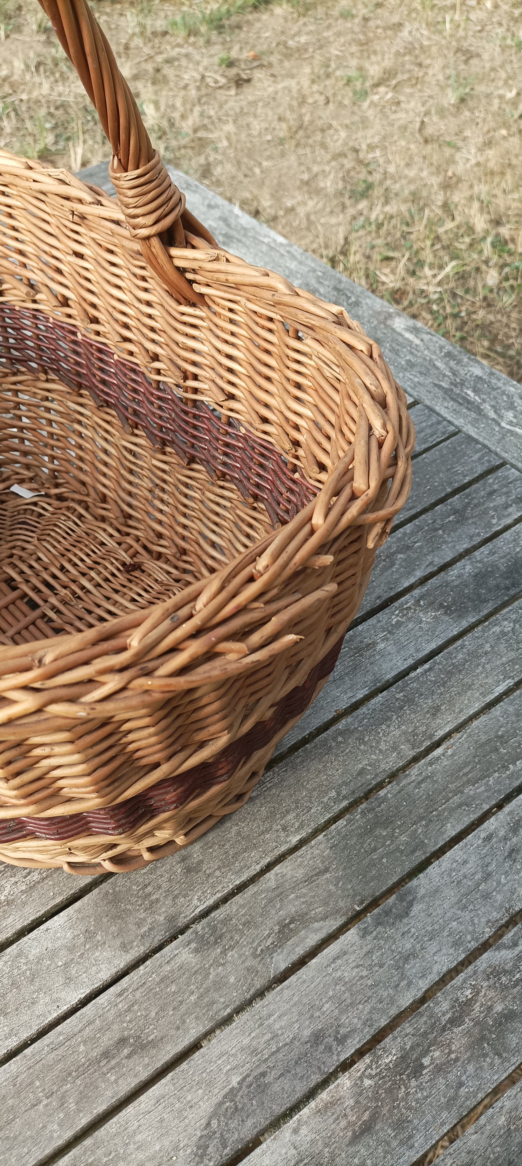 Wicker basket