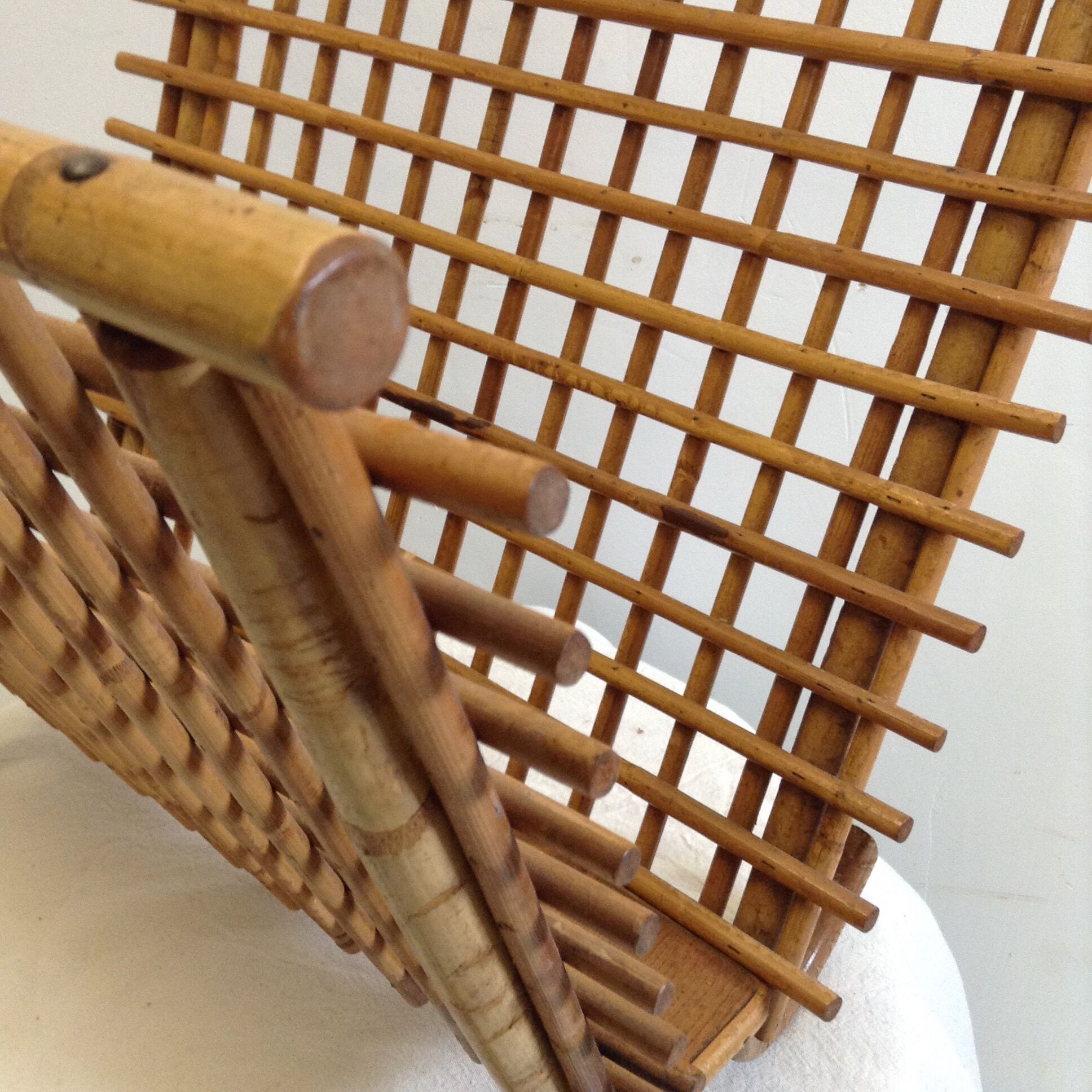 Wicker magazine rack