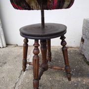 Piano stool