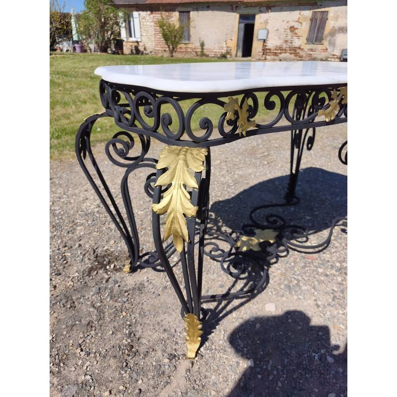 19th-century butcher's table made of wrought iron and twisted.