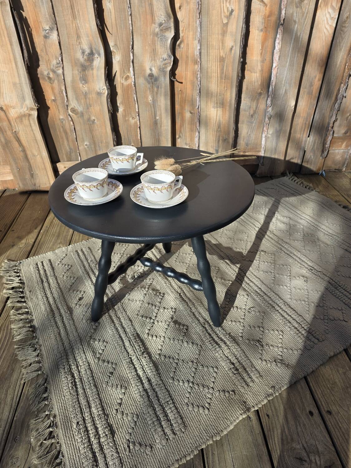 Tripod coffee table