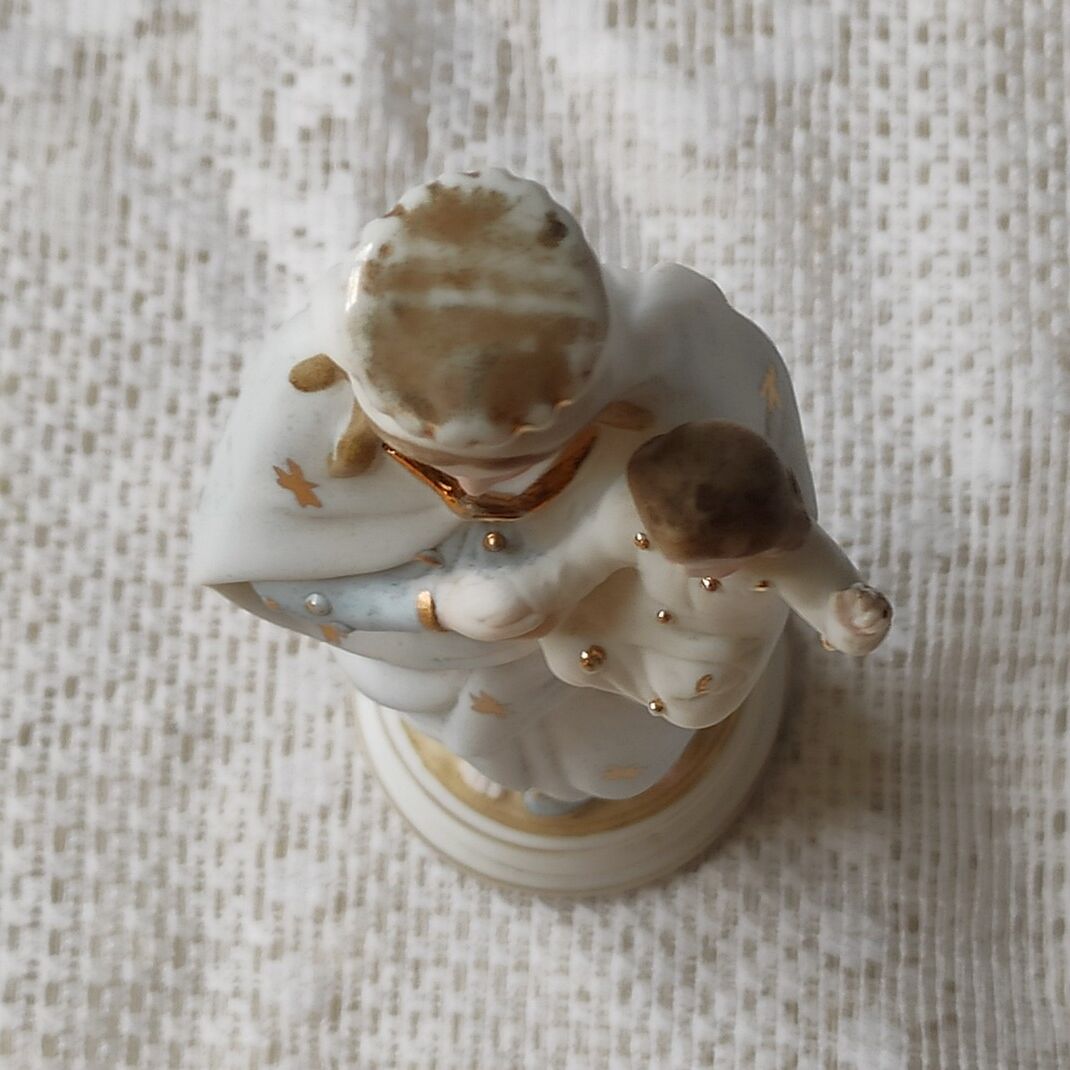 Virgin and child biscuit