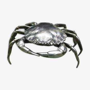 Crab-shaped box