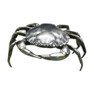 Crab-shaped box