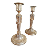 Paire de bougeoirs en bronze doré - Style Louis XVI.