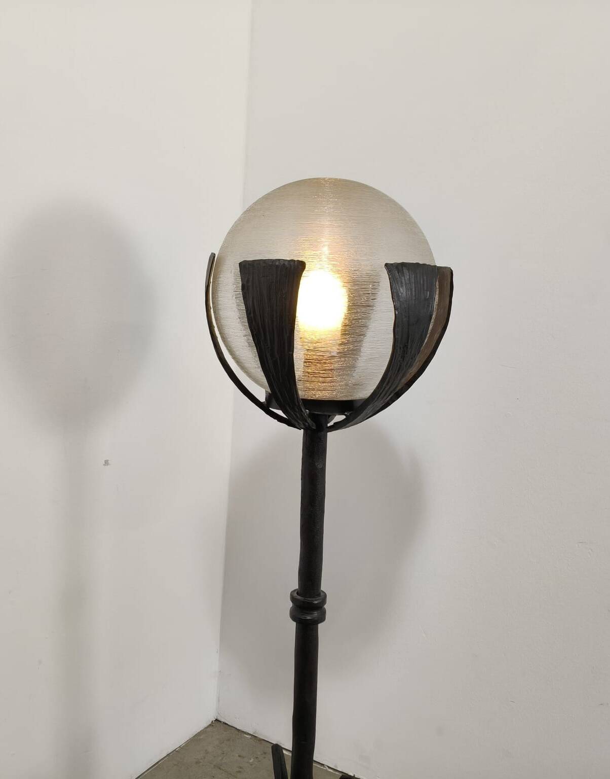 Brutalist design floorlamp