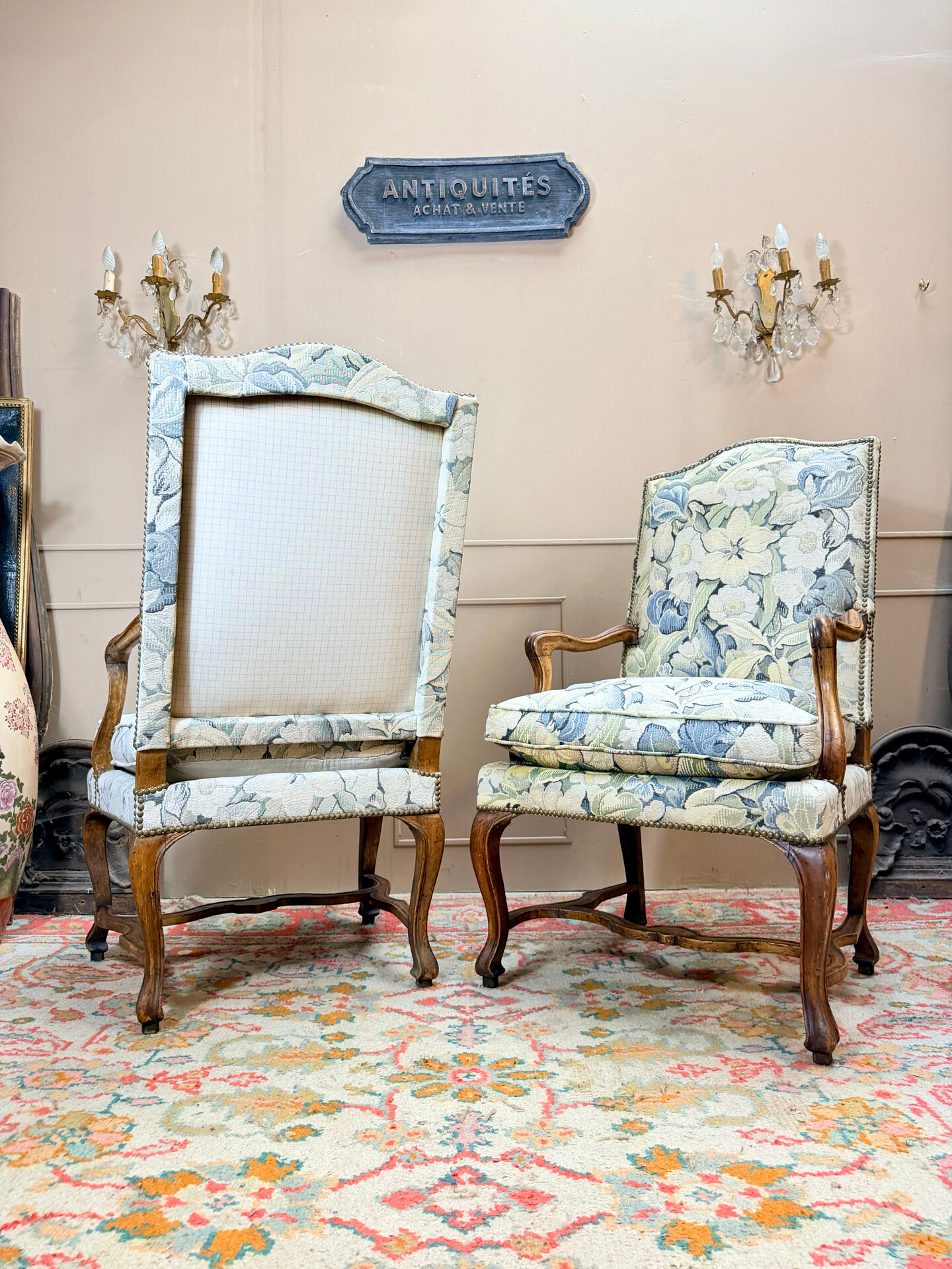 PAIR OF WALNUT ARMCHAIRS FROM THE LOUIS XV XVIII CENTURY