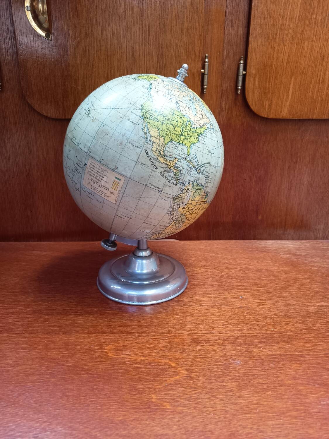 Taride World Map 1950