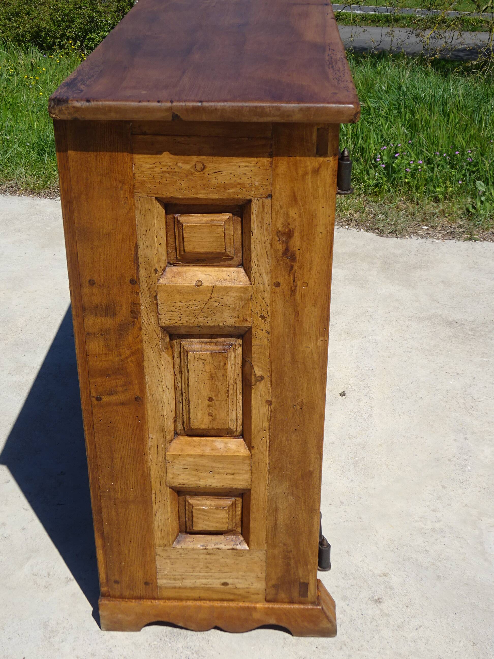 Old Tuscan sideboard, shallow depth