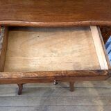 Small extra furniture with 2 drawers and a storage level