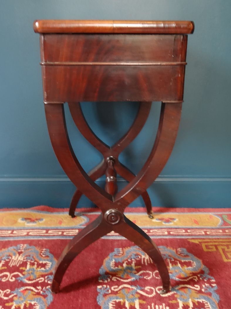 Charles X vintage mahogany hairdresser - 52 x 74 cm