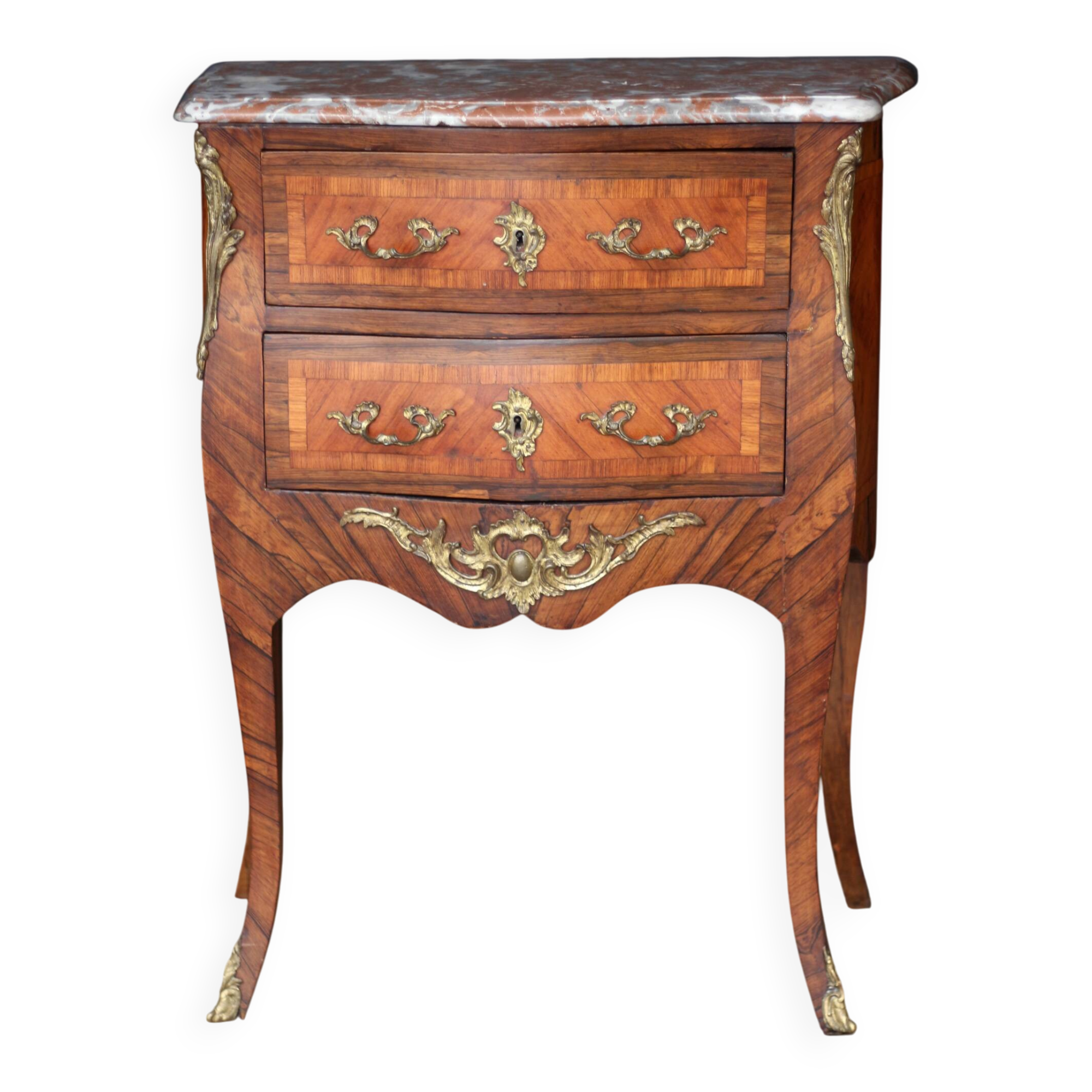 Petite commode en placage de bois de rose (19eme).