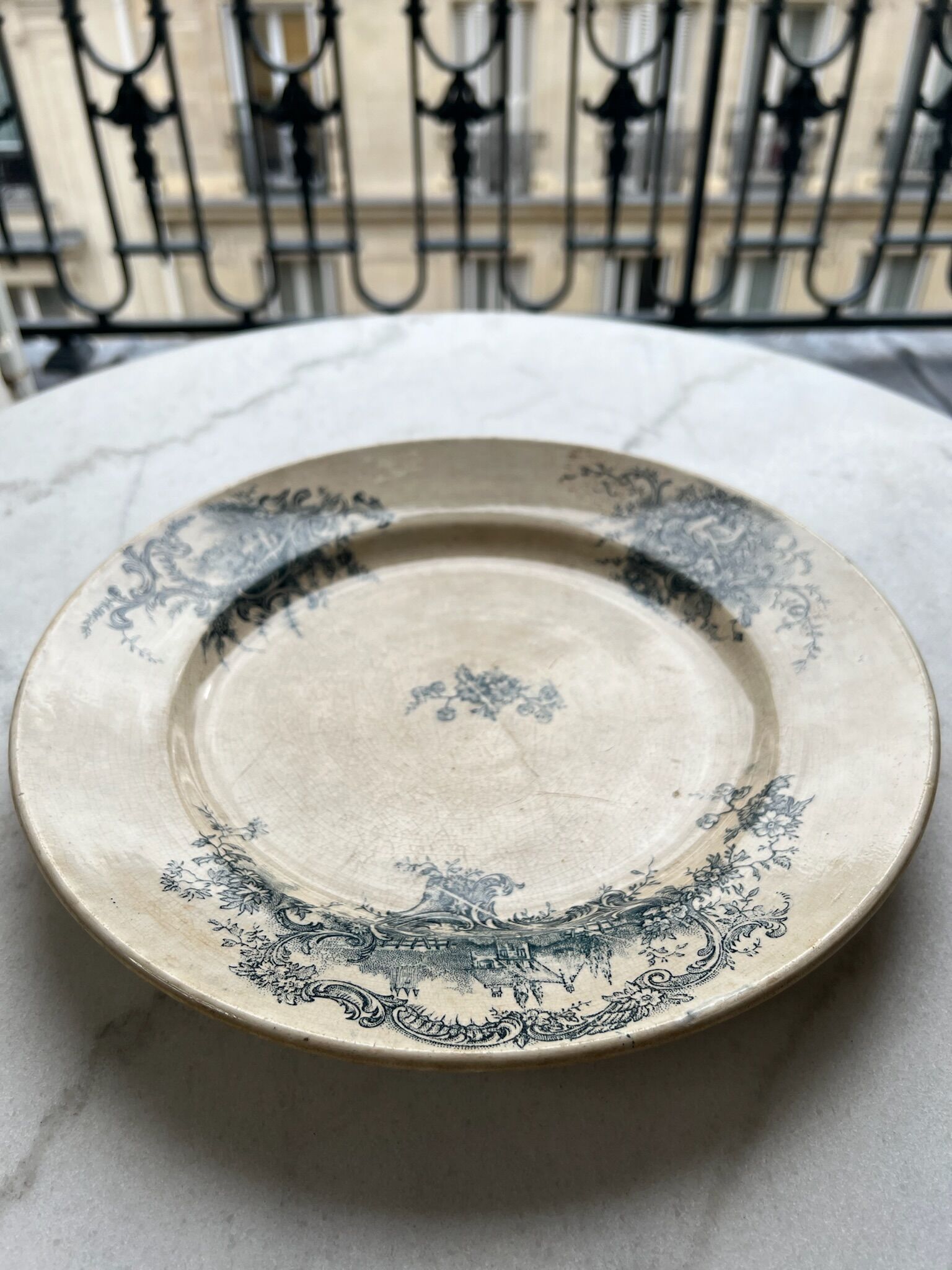 Dish In Ter de Fer - Grigny