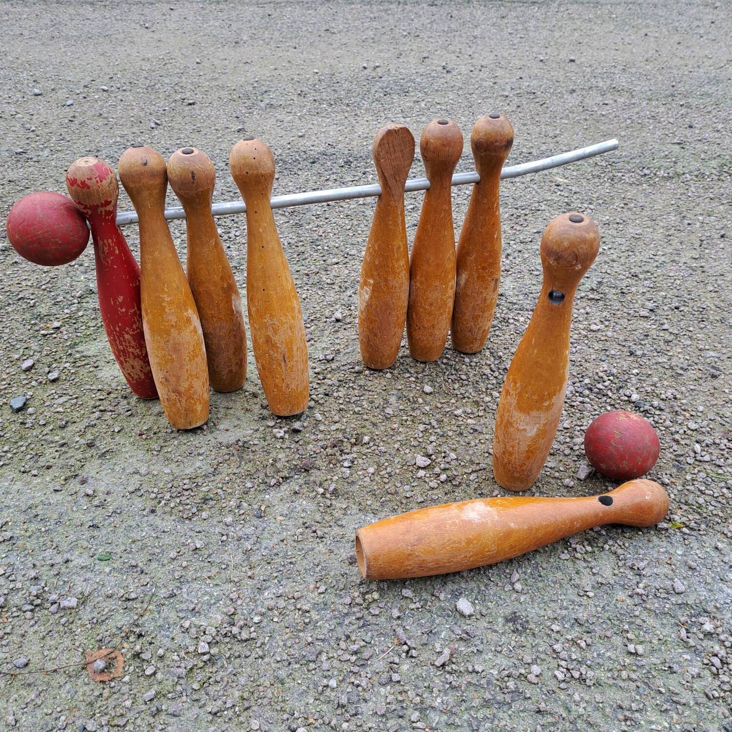 Vintage bowling game