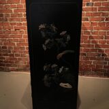 Wardrobe with Asian style patterns