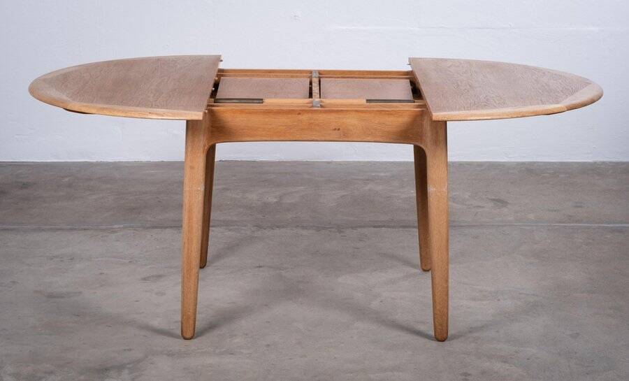 Round Oak Dining Table attributed to Svend Aage Madsen for K. Knudsen, Denmark, 1960s