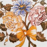 Flat plate in Gien earthenware, Bordeaux "Au Bouquet" model