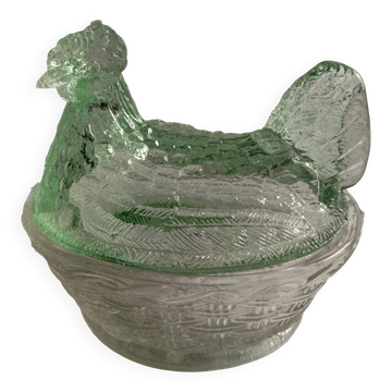 Beurrier en verre figurant une poule