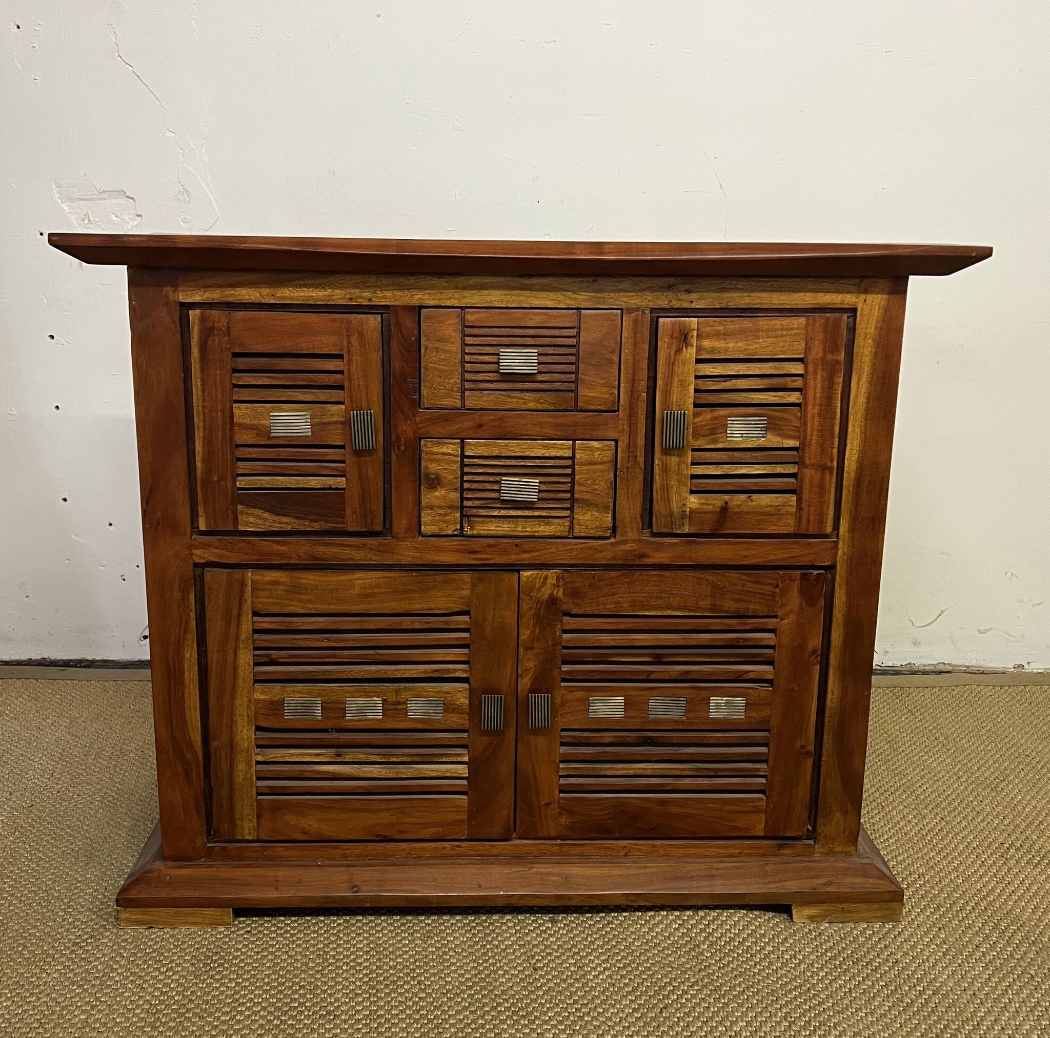 Solid acacia wood sideboard 4 doors, 2 drawers