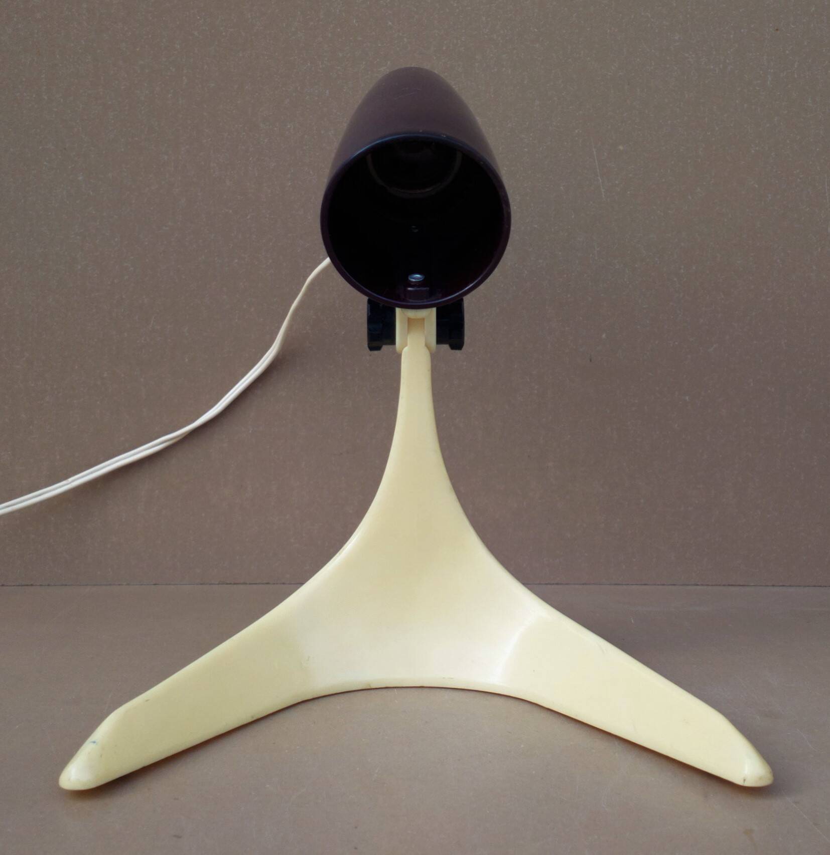 Cocotte vintage articulated desk lamp beige & brown plastic old design