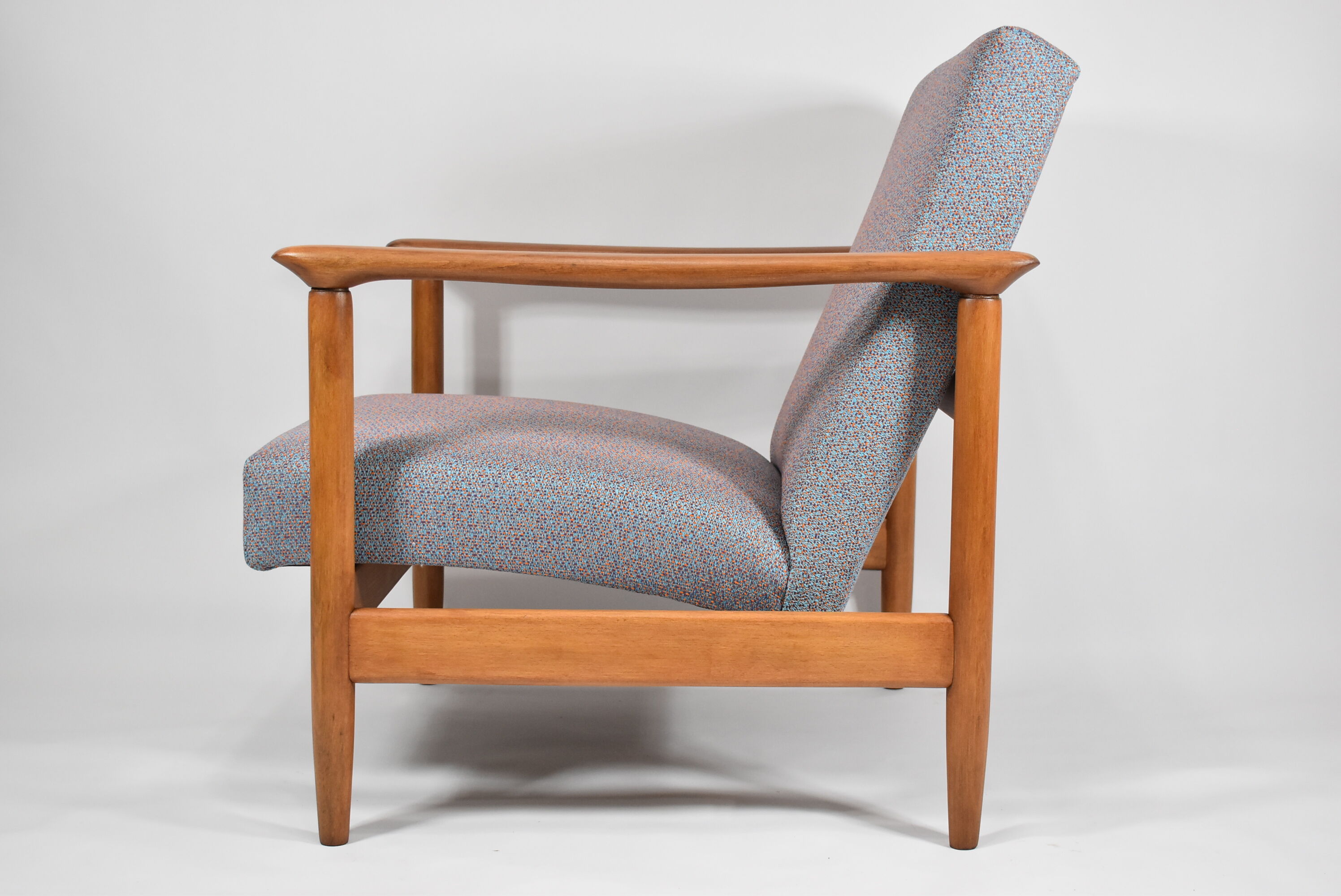 Vintage Polish armchair, model GFM-142, 1960s,  fully renovated, grey fabric