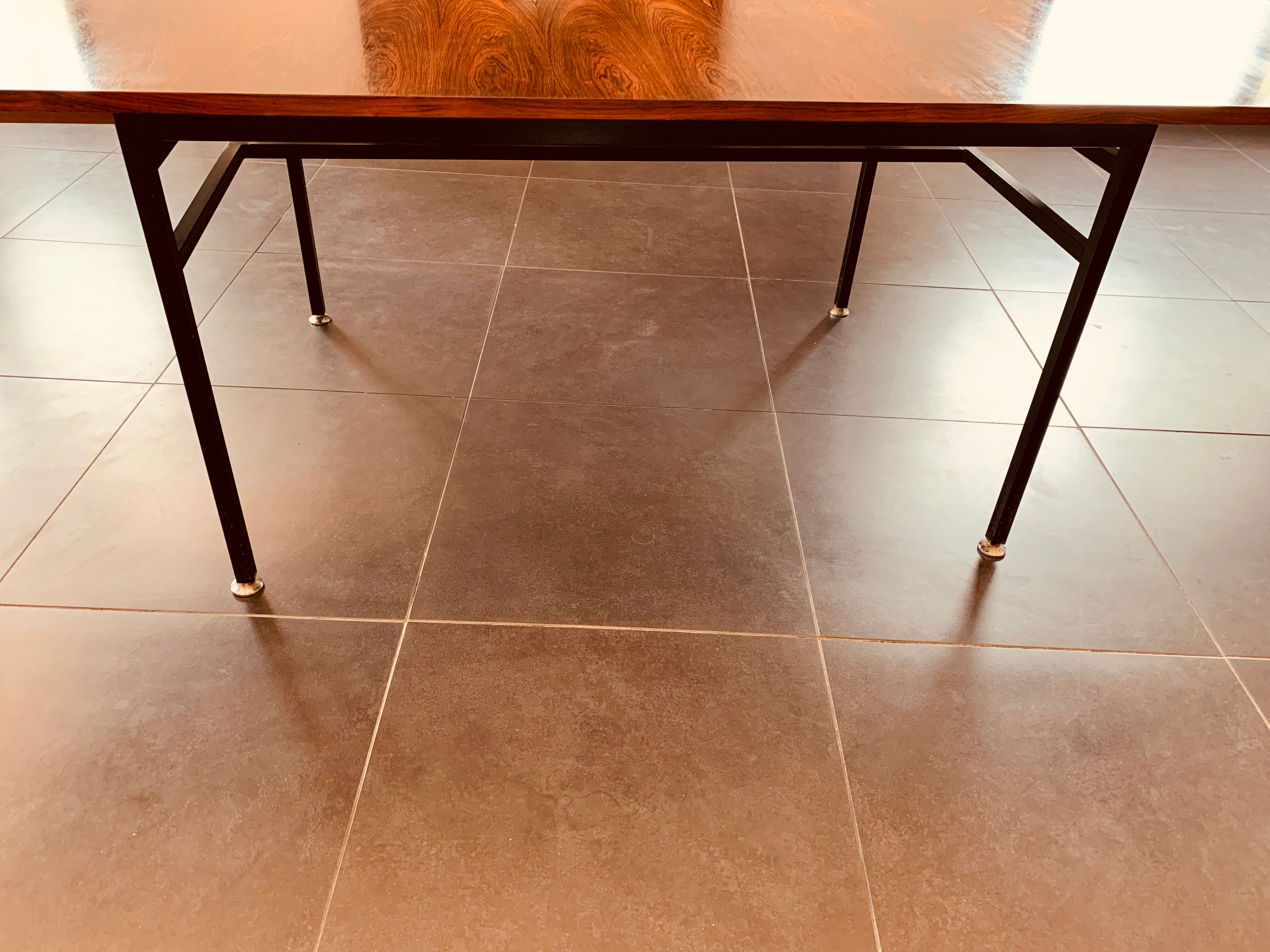 Table serie 800 in rosewood by Alain Richard circa 1959