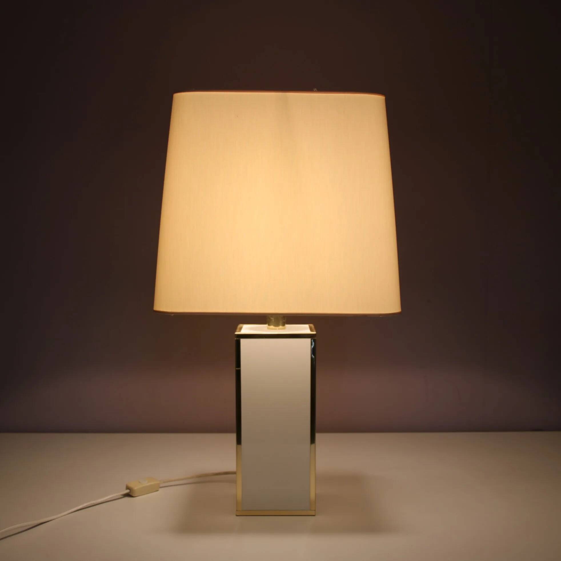 Lampe de table élégante des années 1980, provenant de Belgique