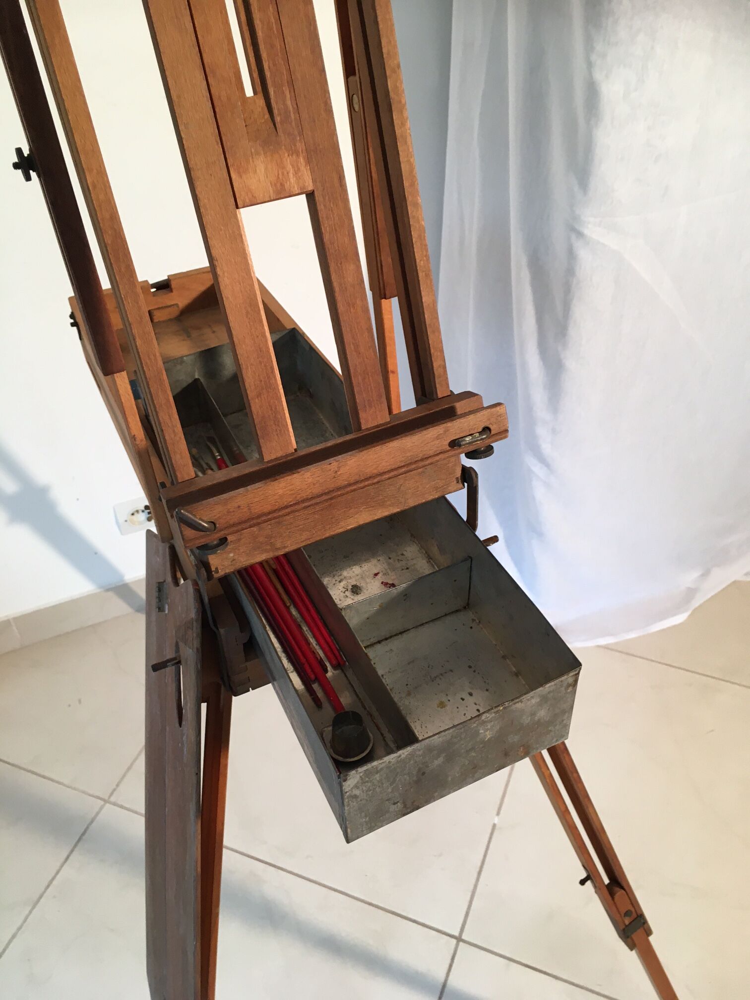 Painter's easel f