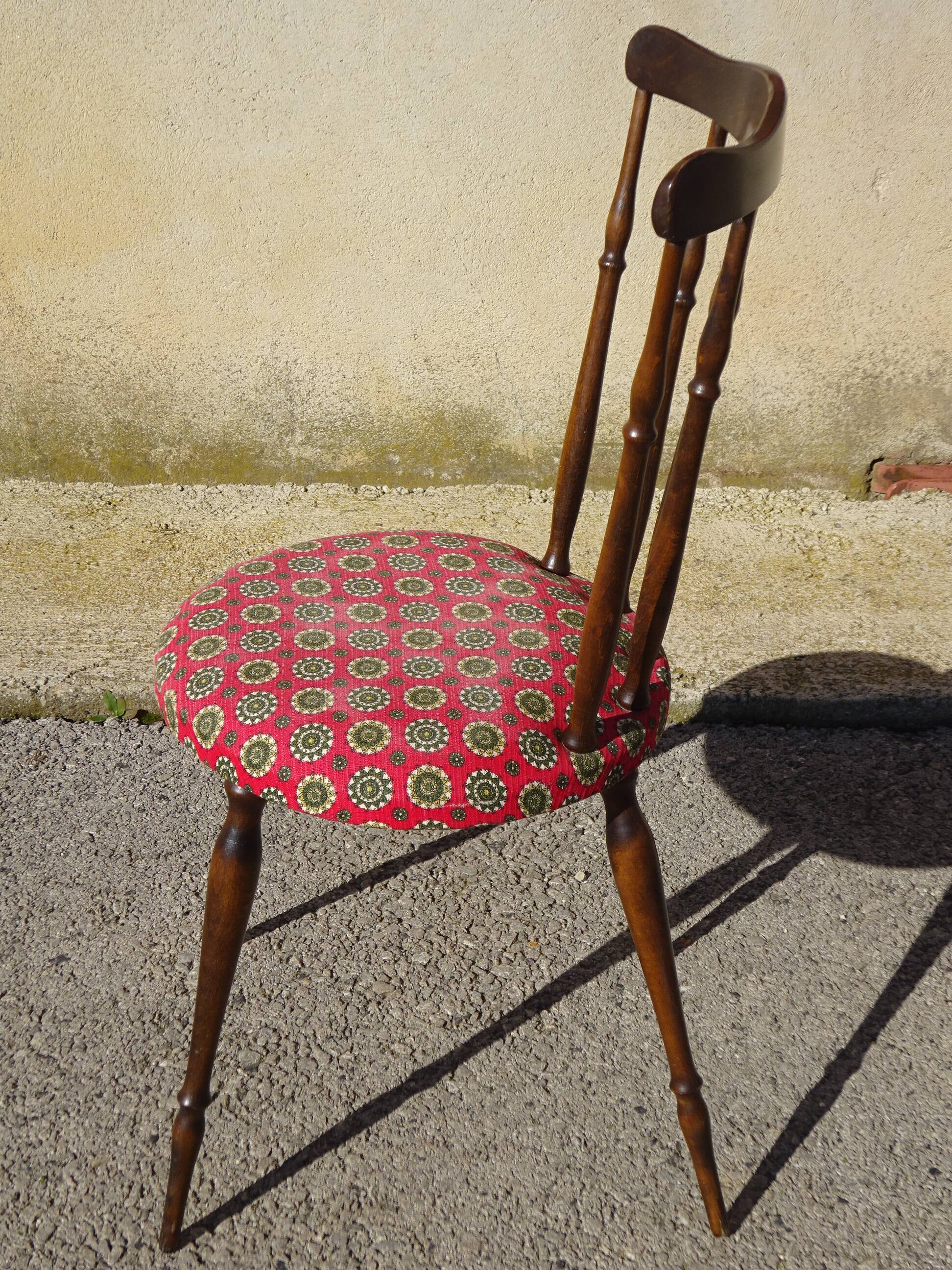 Vintage chairs, wooden, with splayed legs, both.