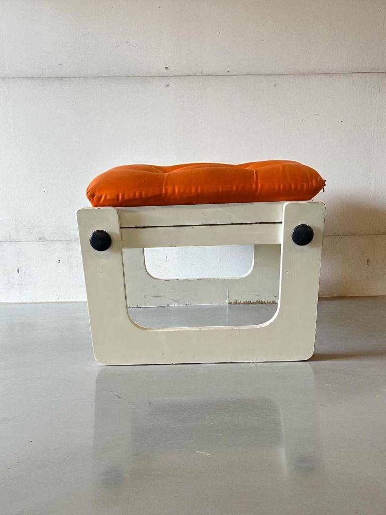 Tabouret d'appoint orange vintage / pouf / marchepied de cuisine