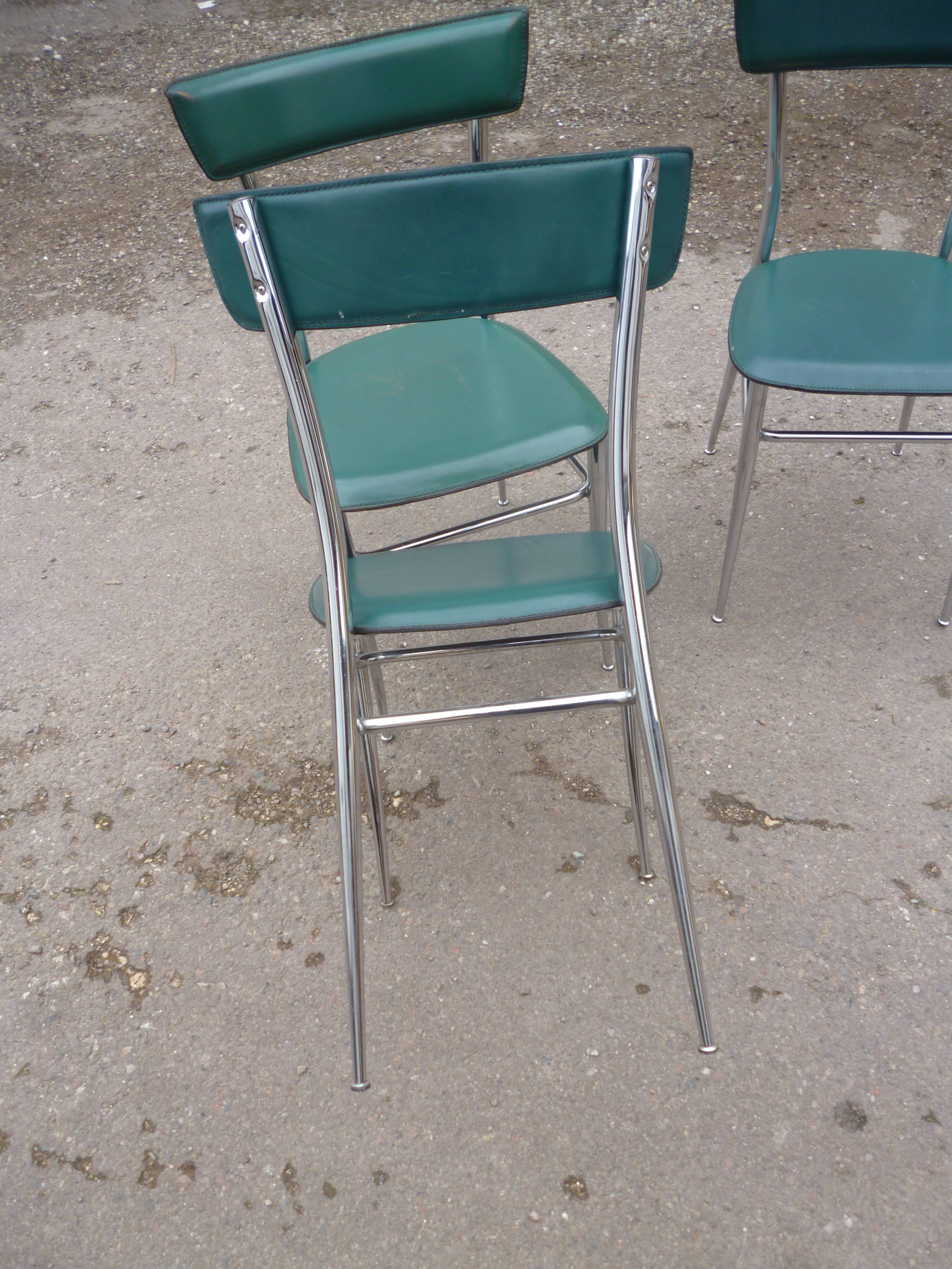 3 chaises chromé et cuir vert