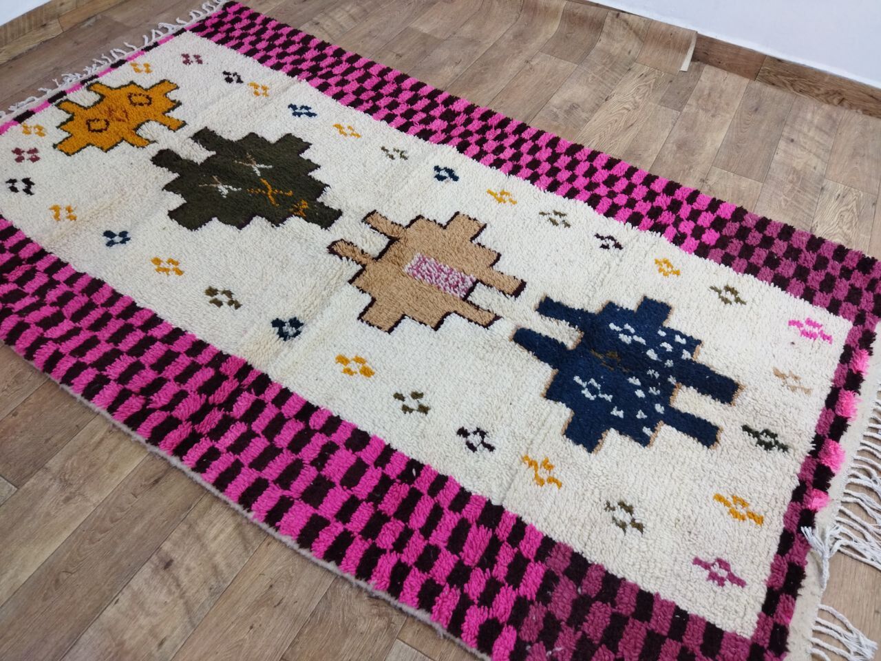 Handmade Moroccan Berber carpet 256x150cm