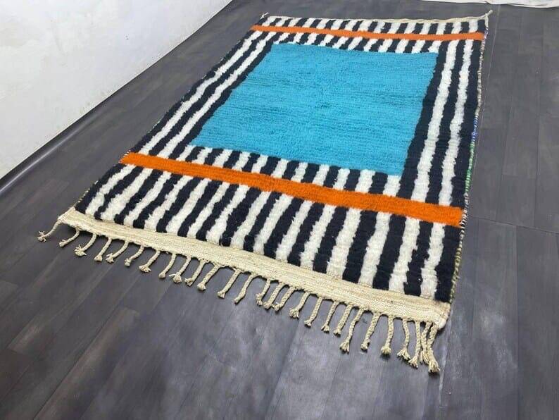 Traditional handmade pure wool rug, size 150 x 250 cm