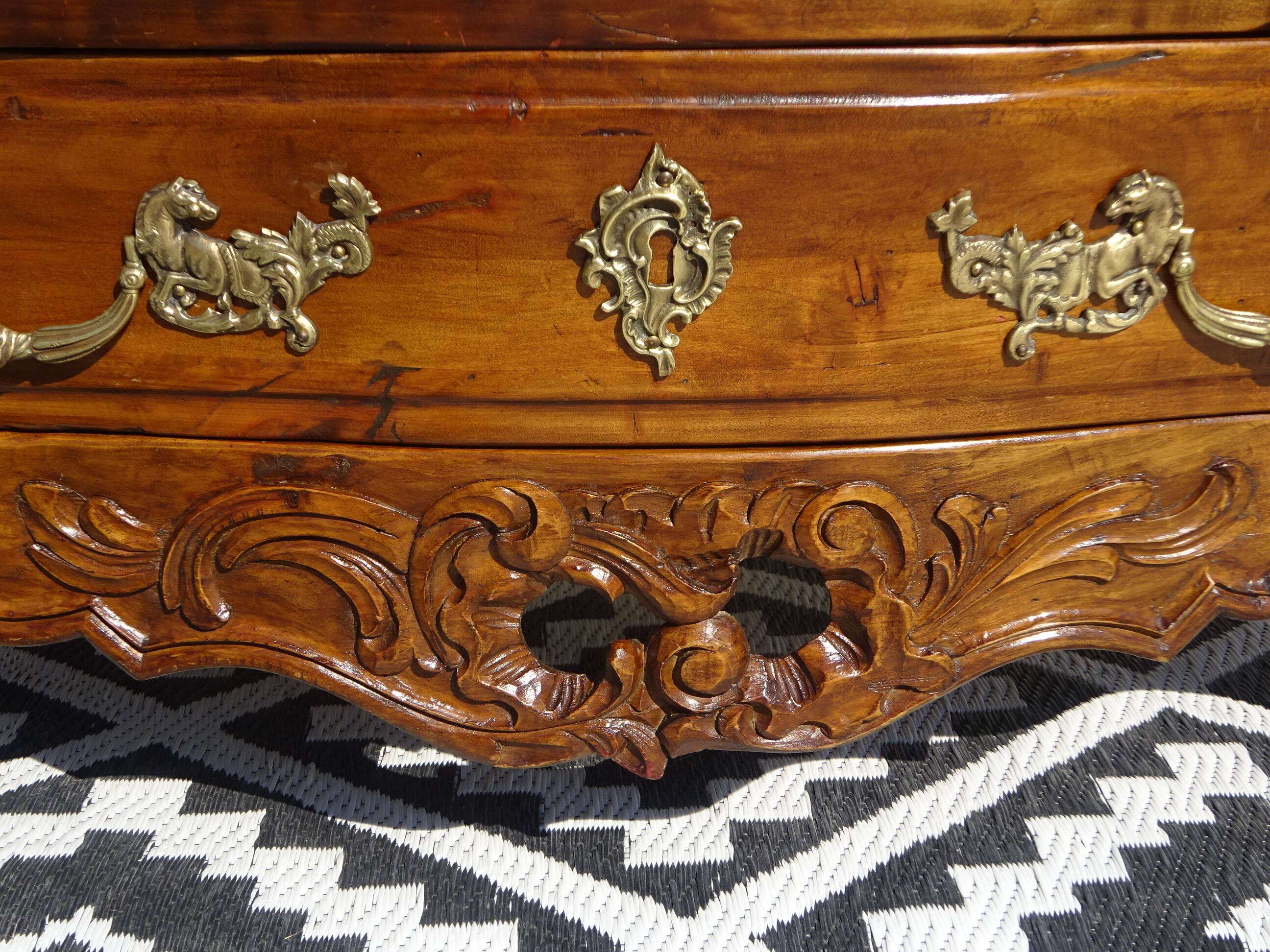 Old tomb chest