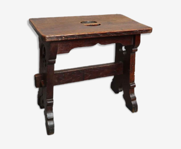 Tabouret en chêne néo-gothique XIXème siècle
