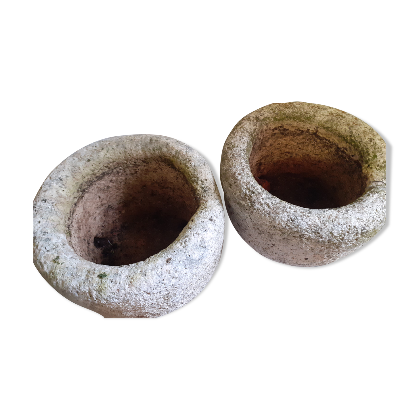 Set of 2 round stone pot