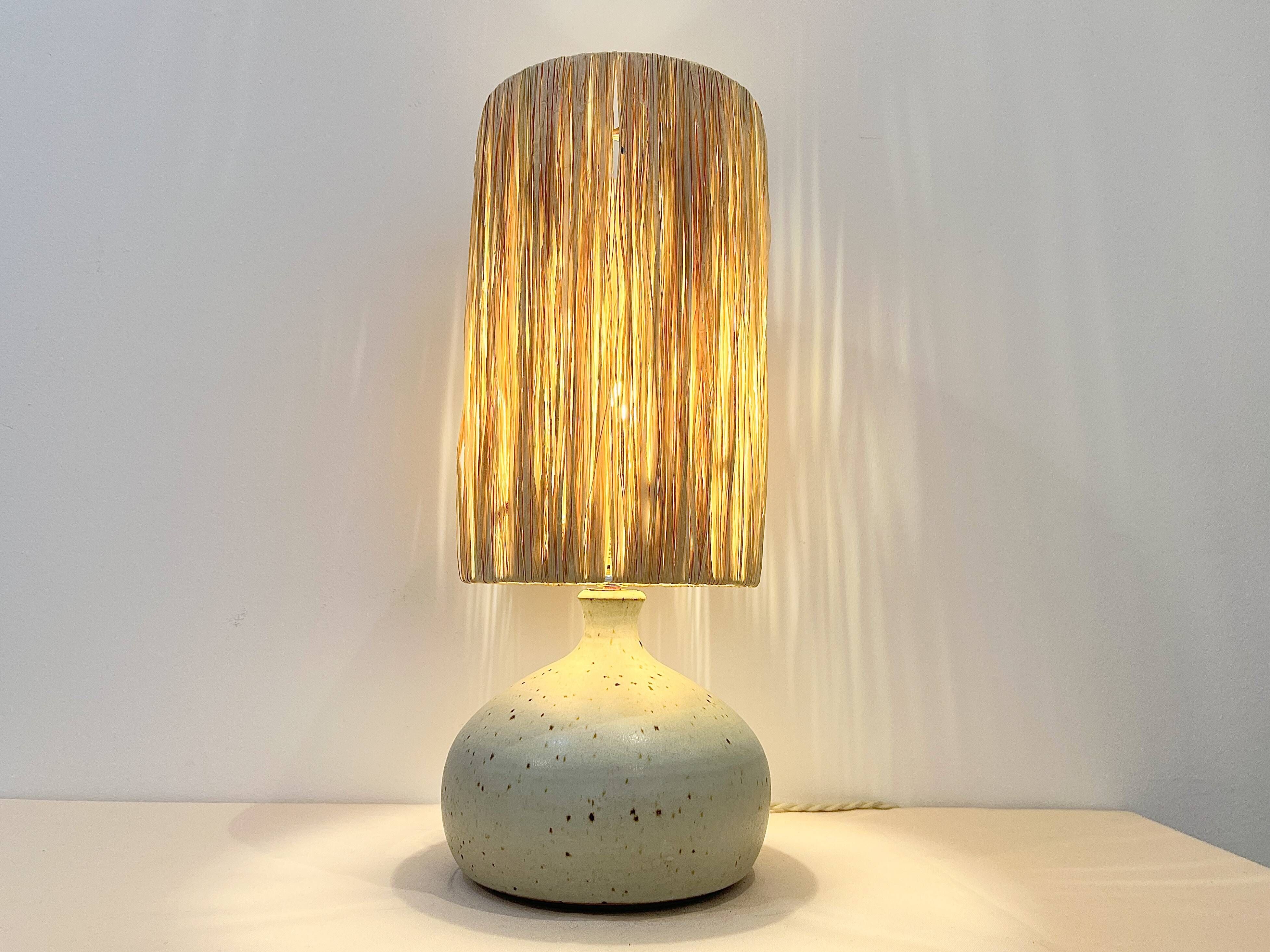 Vintage lamp base in beige-grey ceramic stoneware with raffia lampshade, 1970s