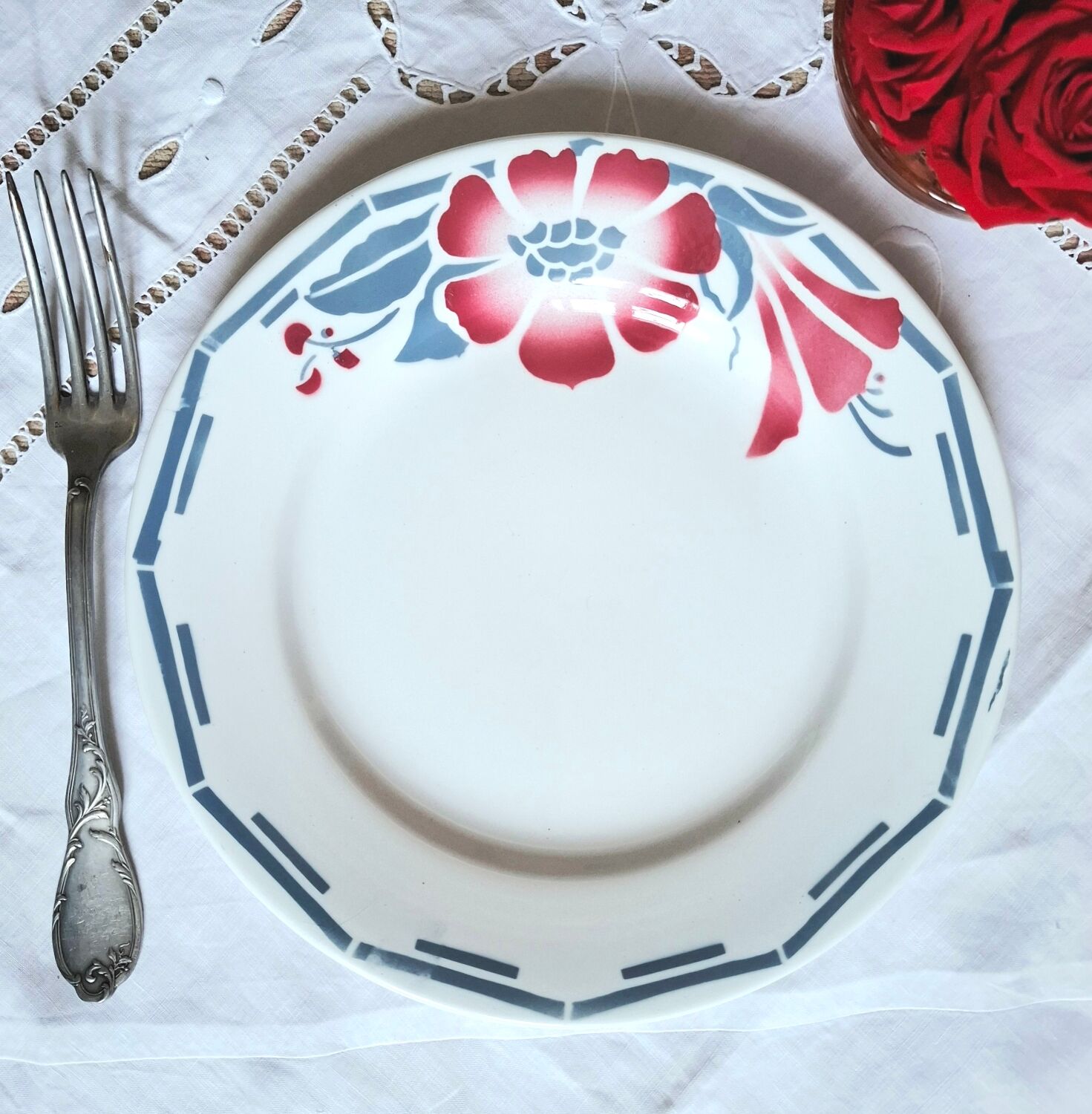 Mismatched antique flat plates in earthenware accompanied by a p