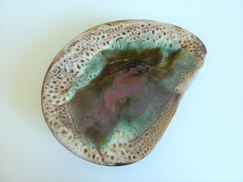 Ceramic shell cup