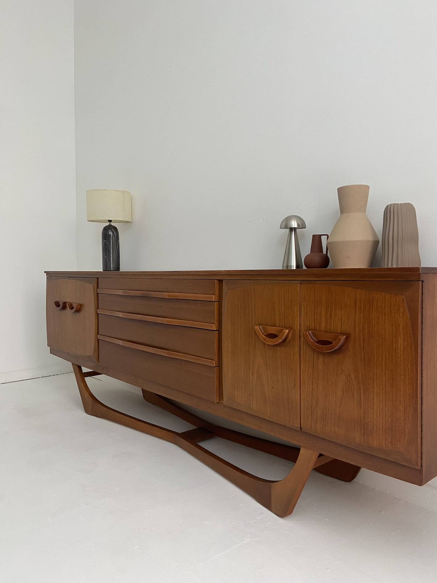 large enfilade by beautility