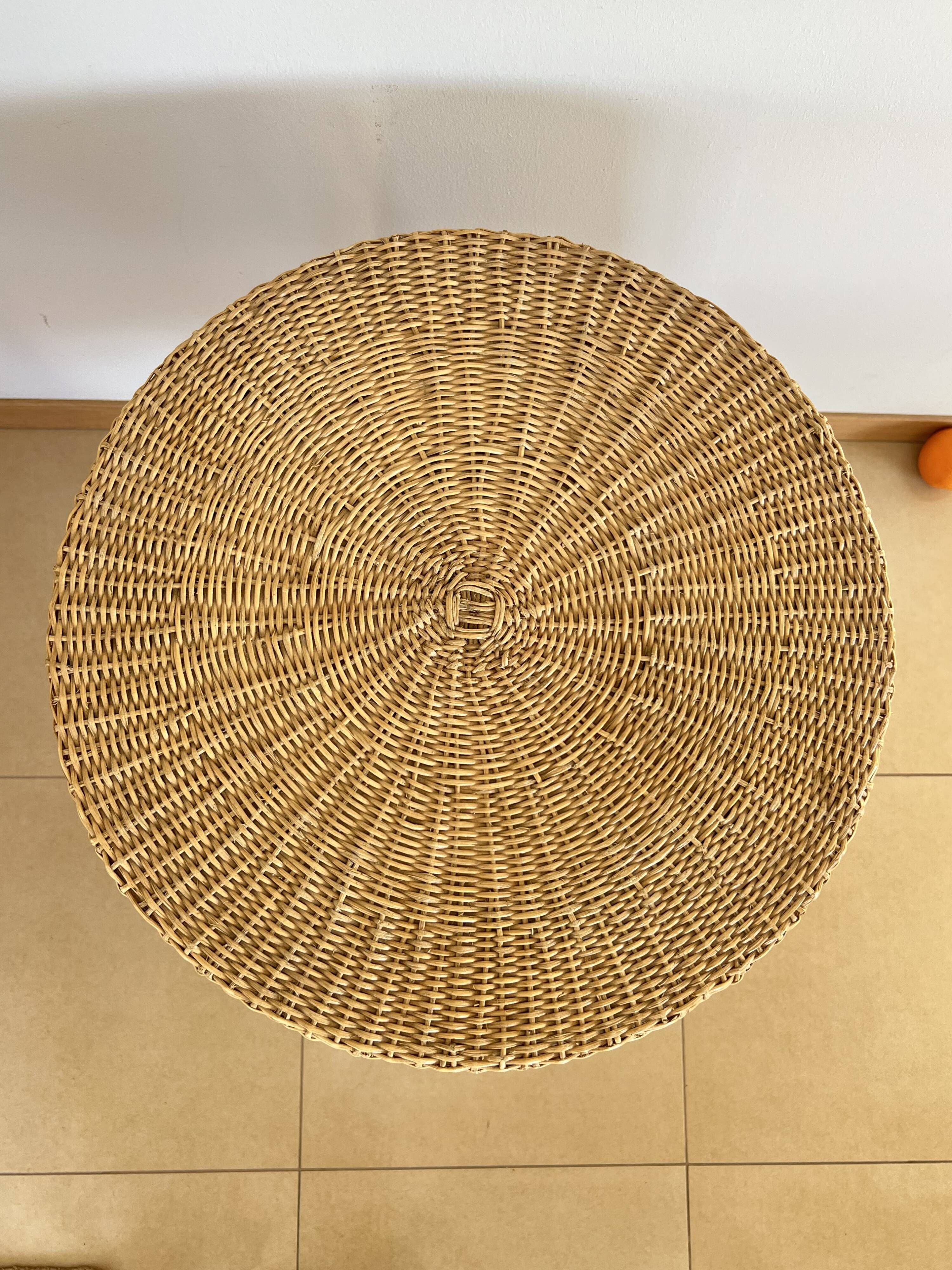 Table Trompe l’œil Ghost in Wicker