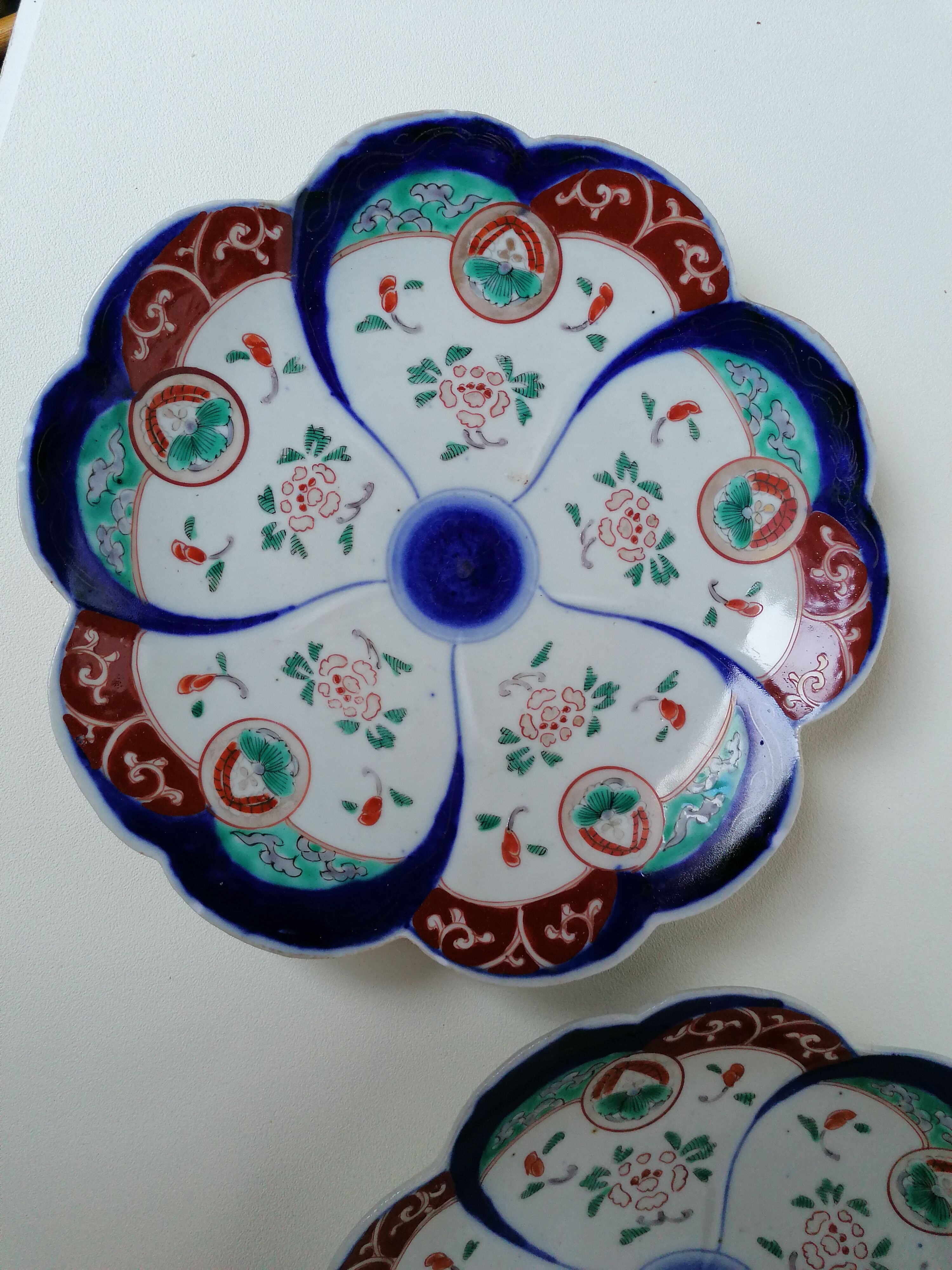 Pair plates Imari