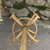 Porte manteau perroquet en rotin vintage 1970