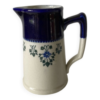 Saint-Uze pitcher in blue and white steel clay with floral decoration