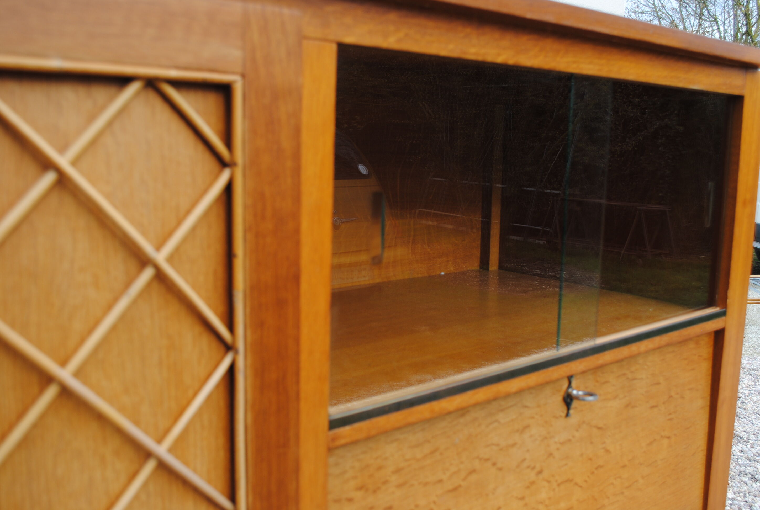 Cabinet rattan vintage year 60