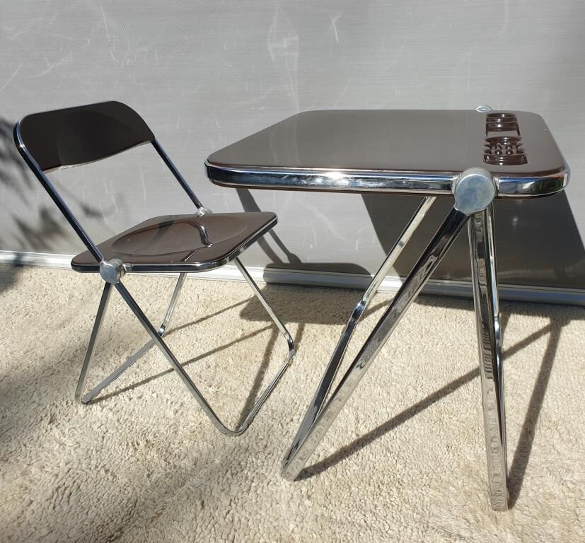 Platone desk set and Plia Platone chair by Giancarlo Piretti Edition Anonima Castelli