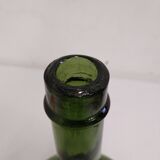 Bouteille en verre soufflé ancienne