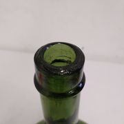Bouteille en verre soufflé ancienne