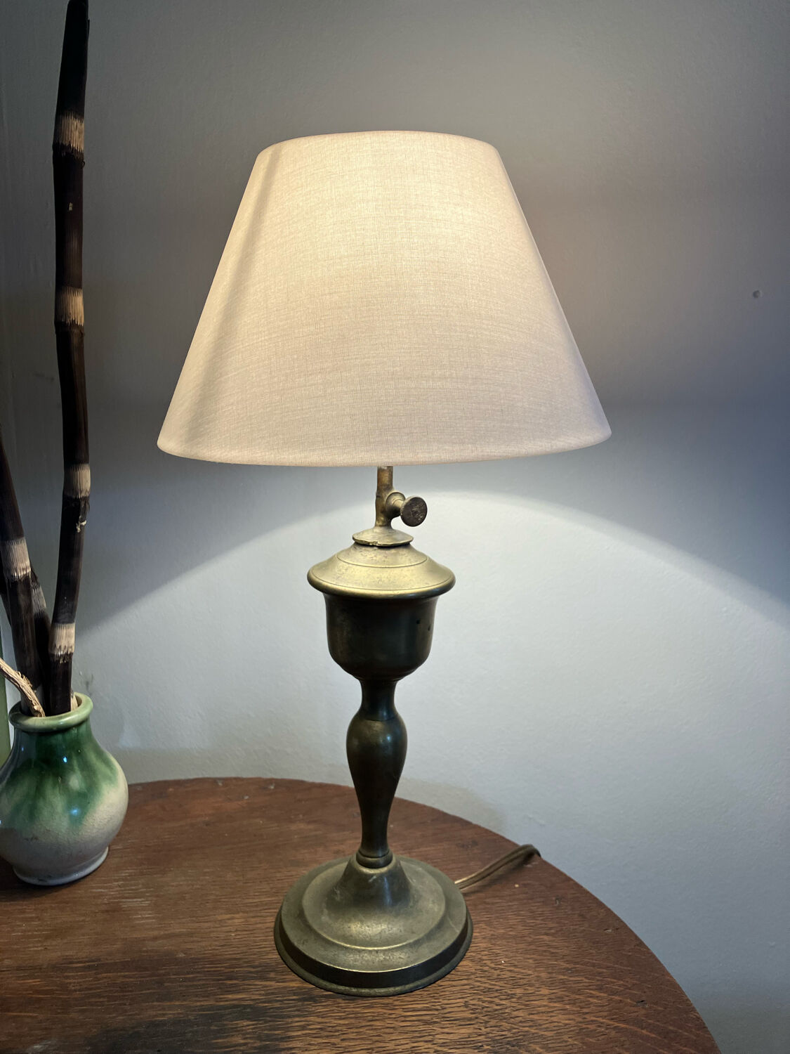 Brass lamp foot