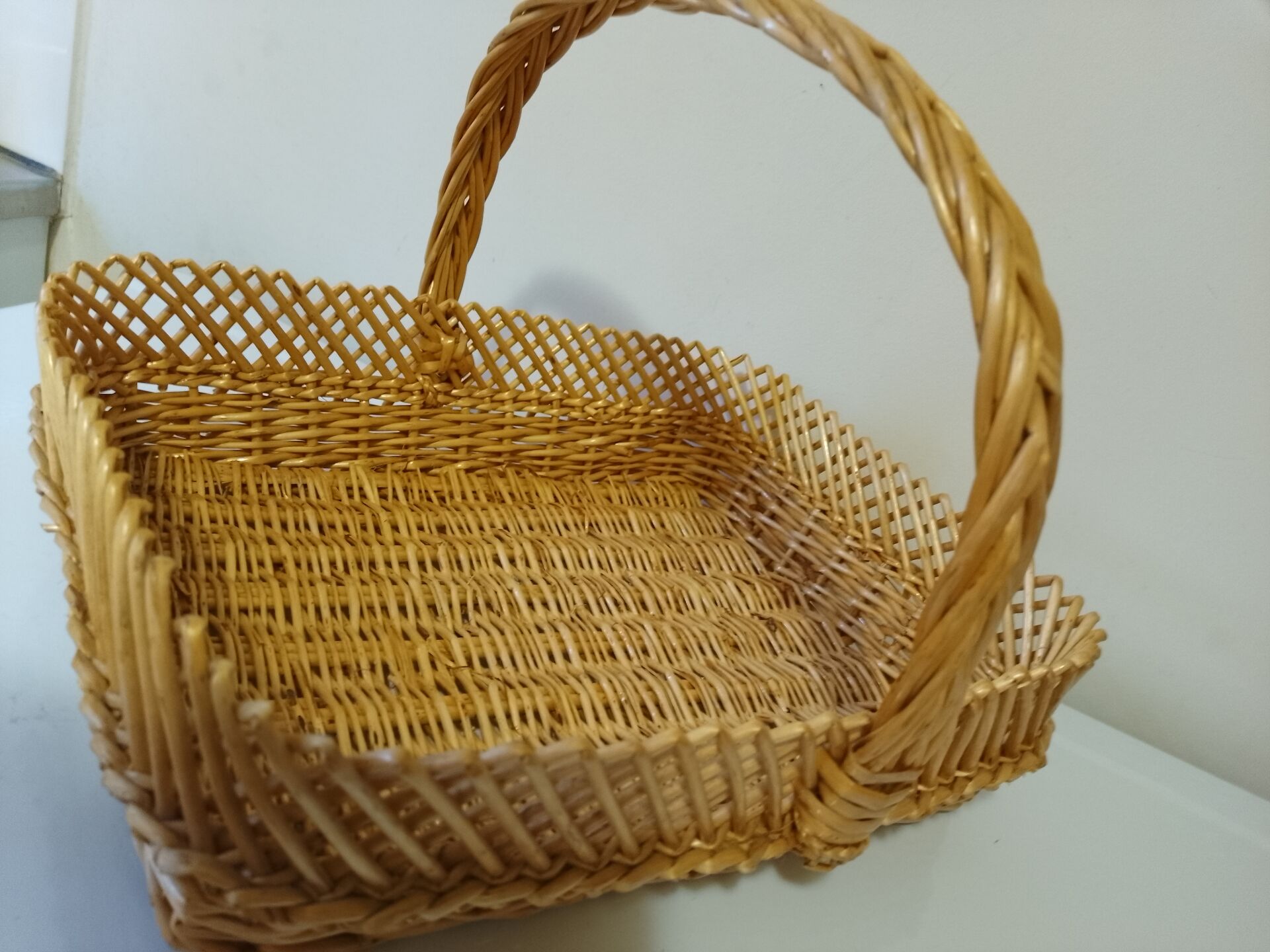 Panier à anse en osier
